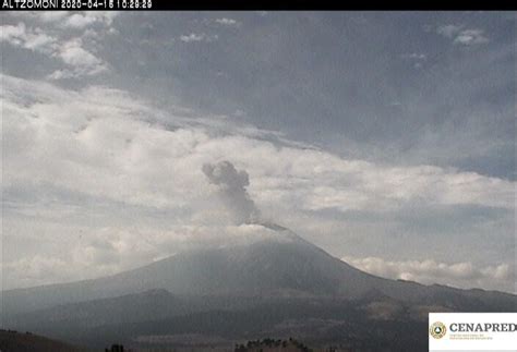 La actividad del Popocatépetl mantiene una emisión constante de gases