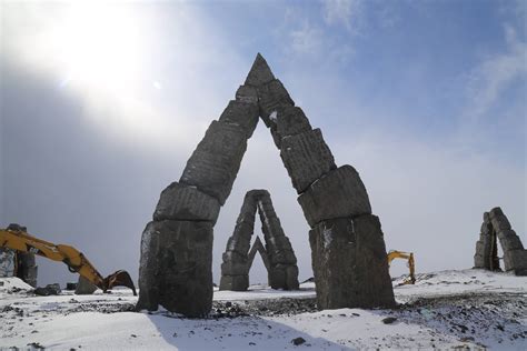 The "Arctic Henge" Raufarhöfn, Iceland. (5472 × 3648) : r/MegalithPorn