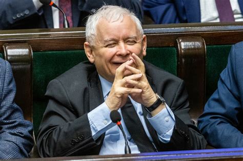 Ważne zebranie kierownictwa PiS Kaczyński zdyscyplinuje polityków