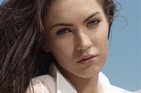 X Resolution Megan Fox Brunette Actress Chromebook Pixel
