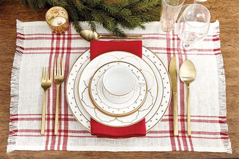 15 Holiday Place Setting Ideas How To Decorate