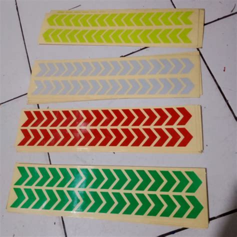 Sticker Panah Reflektif Sticker Box Motor Stiker Panah Sticker