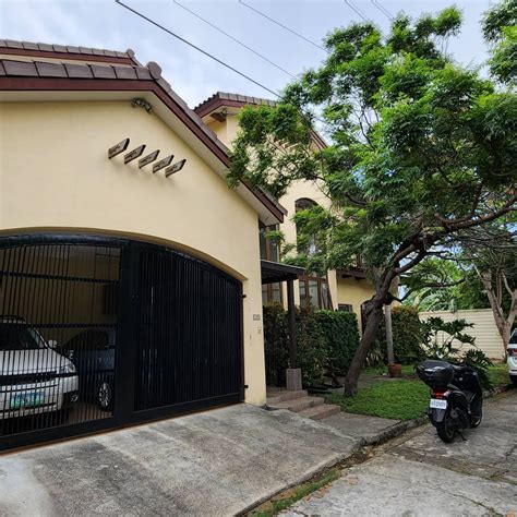 Br Single Detached House For Sale In Alabang Muntinlupa House And Lot