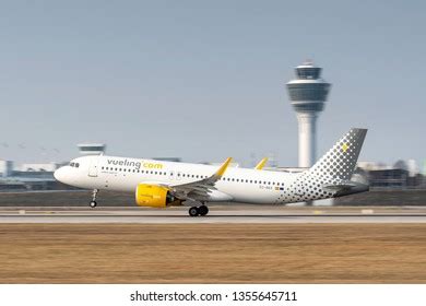 Vueling Logo Vector (.EPS) Free Download