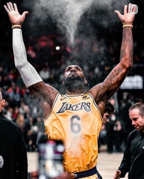 Pin By Alex On Basketball Lebron James Poster Lebron James Lakers