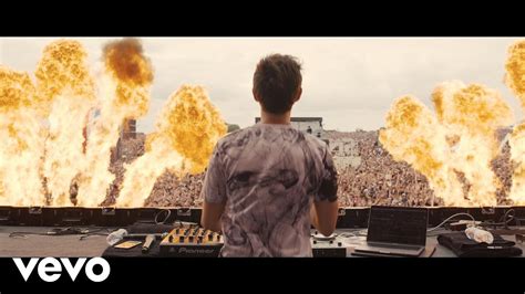 Zedd, Liam Payne - Get Low (Official Tour Edit): Clothes, Outfits ...