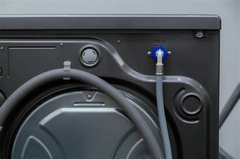 Как очистить заливной фильтр для воды в стиральной машине Samsung ...