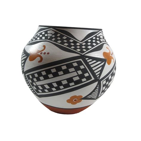 Acoma Pottery By D Antonio