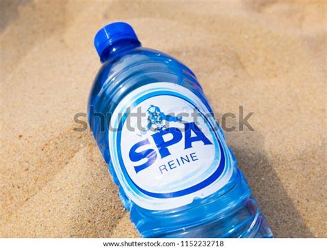 Knokkebelgium280718 Water Bottle Spa Reine Belgium Stock Photo