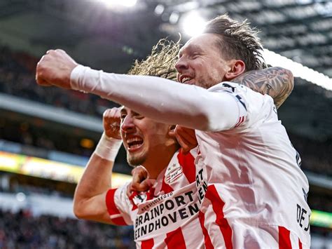 Bekijk De Samenvatting Van Psv Fc Twente