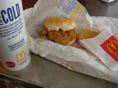 Southern Style Chicken Biscuit アメリカで最後の食事。 ニューアーク空港にて。 ビスケ Flickr