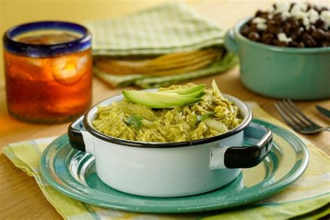 Tinga De Pollo En Salsa Verde Con Sal Y Azucar