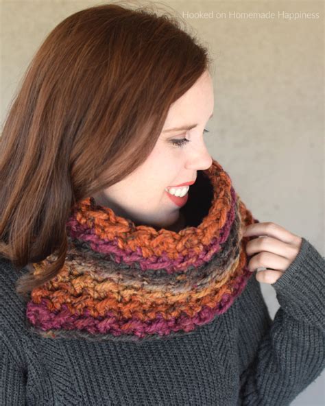 Easy Chunky Cowl Crochet Pattern Hooked On Homemade Happiness