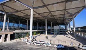 Malaga Airport Taxis Getting A Taxi At Malaga Airport