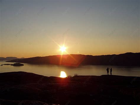 Midnight Sun Norway Summer Midnight Photo Background And Picture For ...