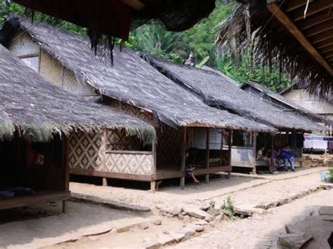 Dibangun Tanpa Paku, Rumah Adat Suku Baduy Ternyata Anti Gempa dan ...