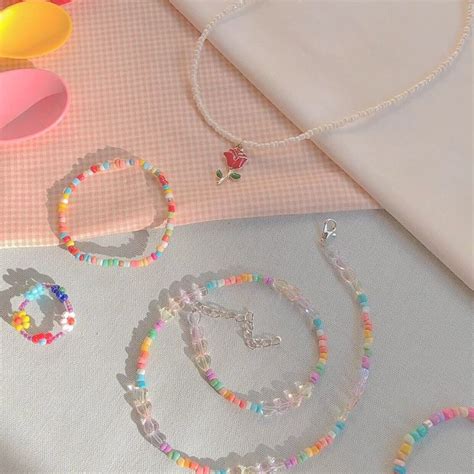 𝓁𝒾𝓁𝓎🍒 | Beaded jewelry diy, Handmade jewelry diy, Pastel aesthetic