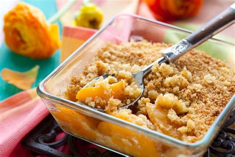 Recette crumble des îles ananas mangue passion coco Marie Claire