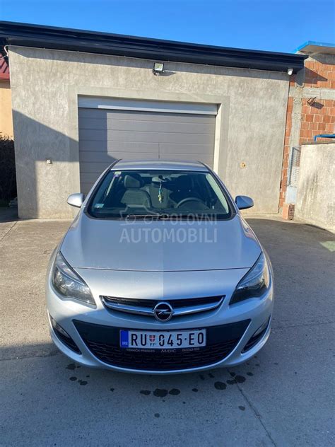 Polovni Opel Astra J Enjoy 2016 God Polovni Automobili Srbija Ruma