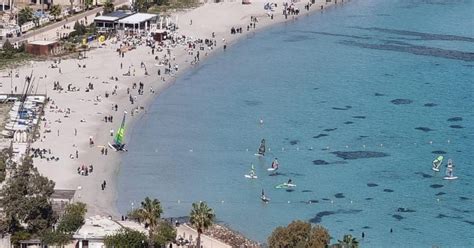 Malore In Acqua Enne Muore Alla Prima Fermata Del Poetto