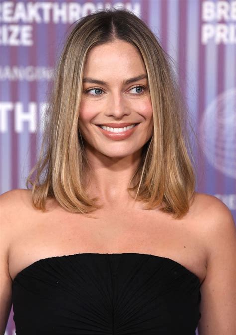 Margot Robbie S Old Money Blonde Lob Is Perfect For Spring