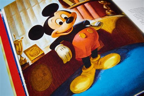 Mickey Mouse History - acetopersonal