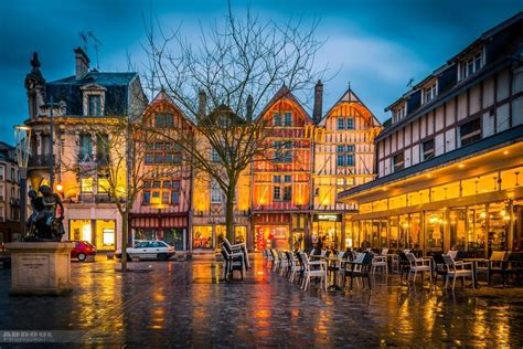 Les Plus Beaux Villages à Découvrir Au Sud De Paris Paris Zigzag