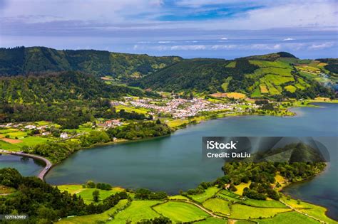 Case Tradizionali Sete Cidades Isola Di Sao Miguel Azzorre Splendida