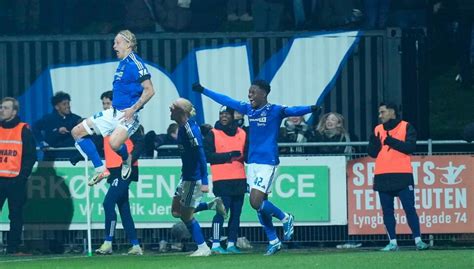 Lyngby leverer vildt comeback i overtiden mod Brøndby BT Superligaen