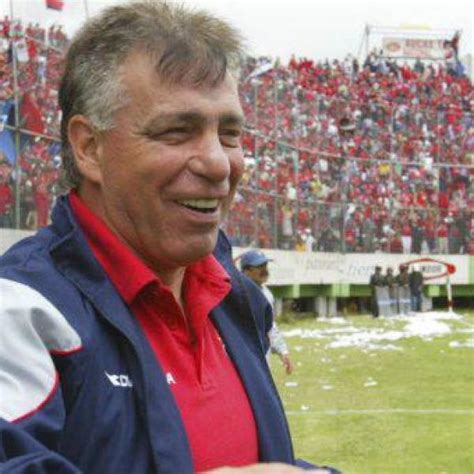 Entrenador De El Nacional Analiza Su Permanencia En El Club