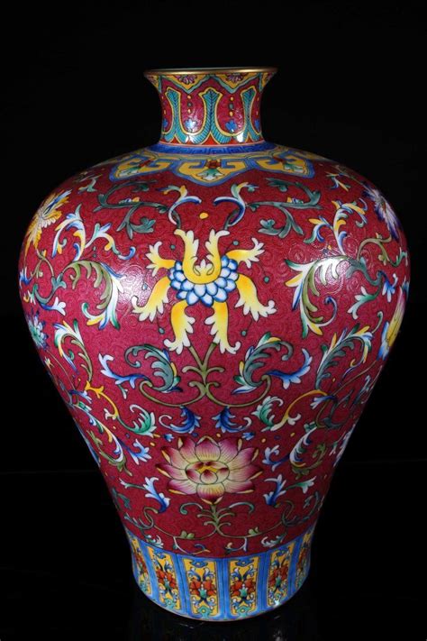 A Da Qing Qian Long Nian Zhi Marked Famille Rose Porcelain Mei Vase