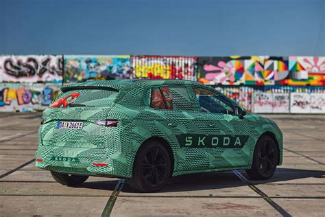 Camouflage to get you hooked Škoda Storyboard