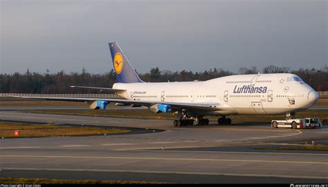 D Abyf Lufthansa Boeing 747 830 Photo By Sinan Üstün Id 1137159