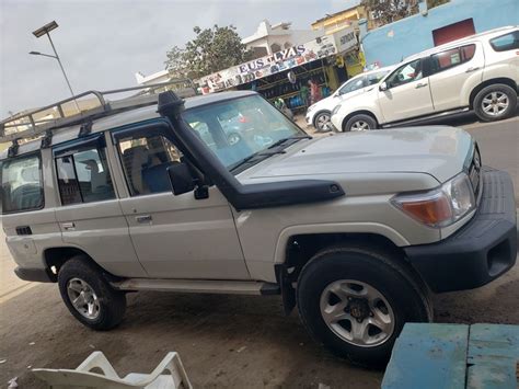 Toyota Land Cruiser Hardtop 2021 Occasion état Impeccable à Djibouti