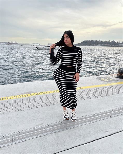 Swi Ma ️🧿 Instagram
