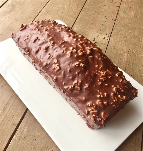 J en reste baba Cake marbré et glaçage rocher chocolat au lait éclats