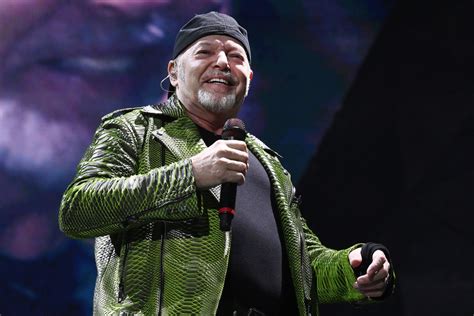 Nuovo Codice Della Strada Vasco Rossi Provoca Matteo Salvini