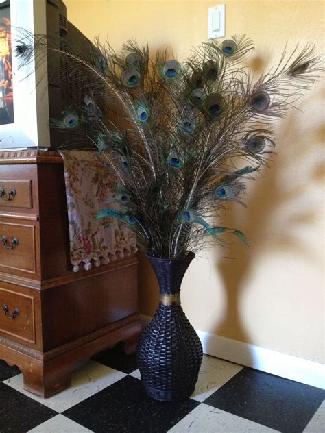 Peacock feathers | Feather decor, Peacock feather decor, Decor