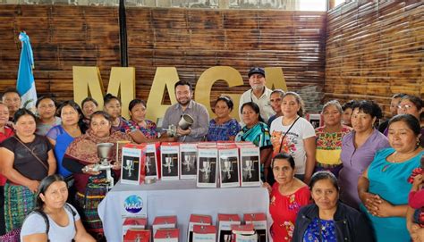 Molinos Manuales Empoderan A Emprendedoras De Chimaltenango Gobierno