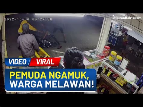 Detik Detik Pemuda Ngamuk Terekam Cctv Ancam Warga Pakai Busur Anak