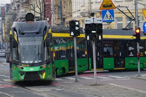 MPK Poznań Jadł w tramwaju ryż z warzywami i okropnie mlaskał