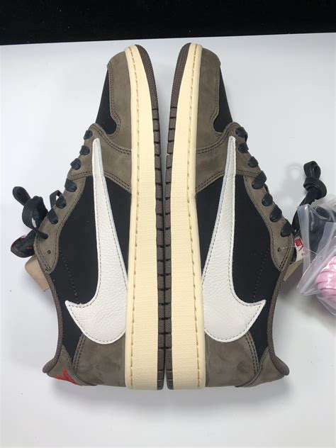 总裁og版出品 Travis Scott Air Jordan 1 Low Og Ts Sp 深棕鬼脸倒钩 货号：cq4277 001亚洲