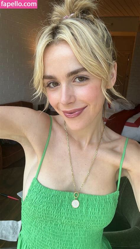 Kiernan Shipka I Nudes Celeb Nudes