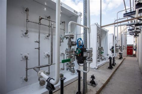 Hungary: The Country’s First Hydrogen Production Plant Inaugurated ...