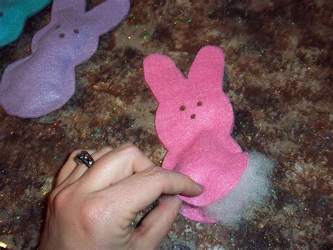 Diy Easter Peeps Decoration Free Printable Peeps Template Cassie