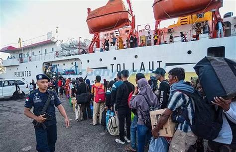 Jelang Idul Fitri Puncak Mudik Di Pelabuhan Bungkutoko Dipadati