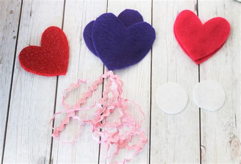 Easy Felt Heart Garland Template No Sew Option Sew Simple Home