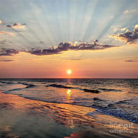 Sunrise over ocean Photograph by Jennifer Malone - Pixels