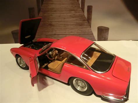 Ferrari GT Berlinetta Lusso Modellauto Von Hot Wheels Elite Modelly