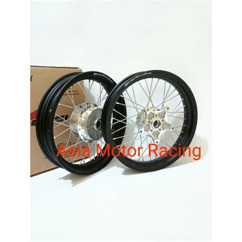 Jual Sepaket Velg Tapak Lebar 250 300 350 450 500 Ring 17 Megapro